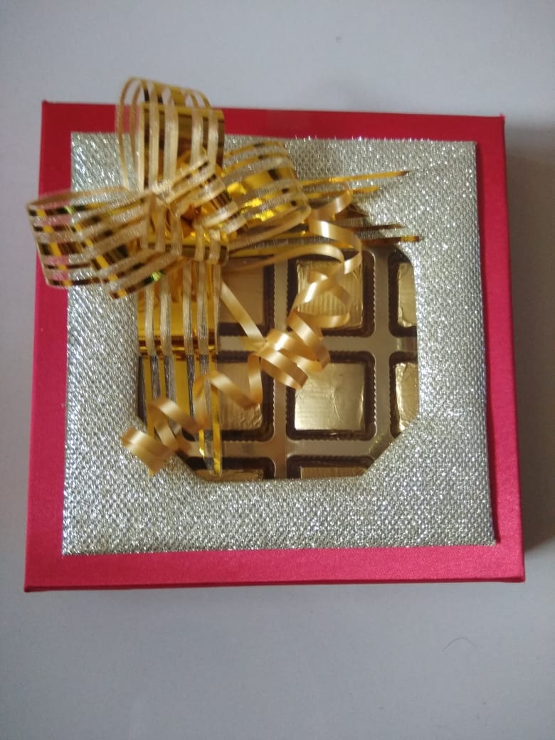 CHOCOLATES ON 100% TRS